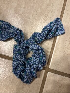 Blue Floral Tie Scrunchie with Bow Detail